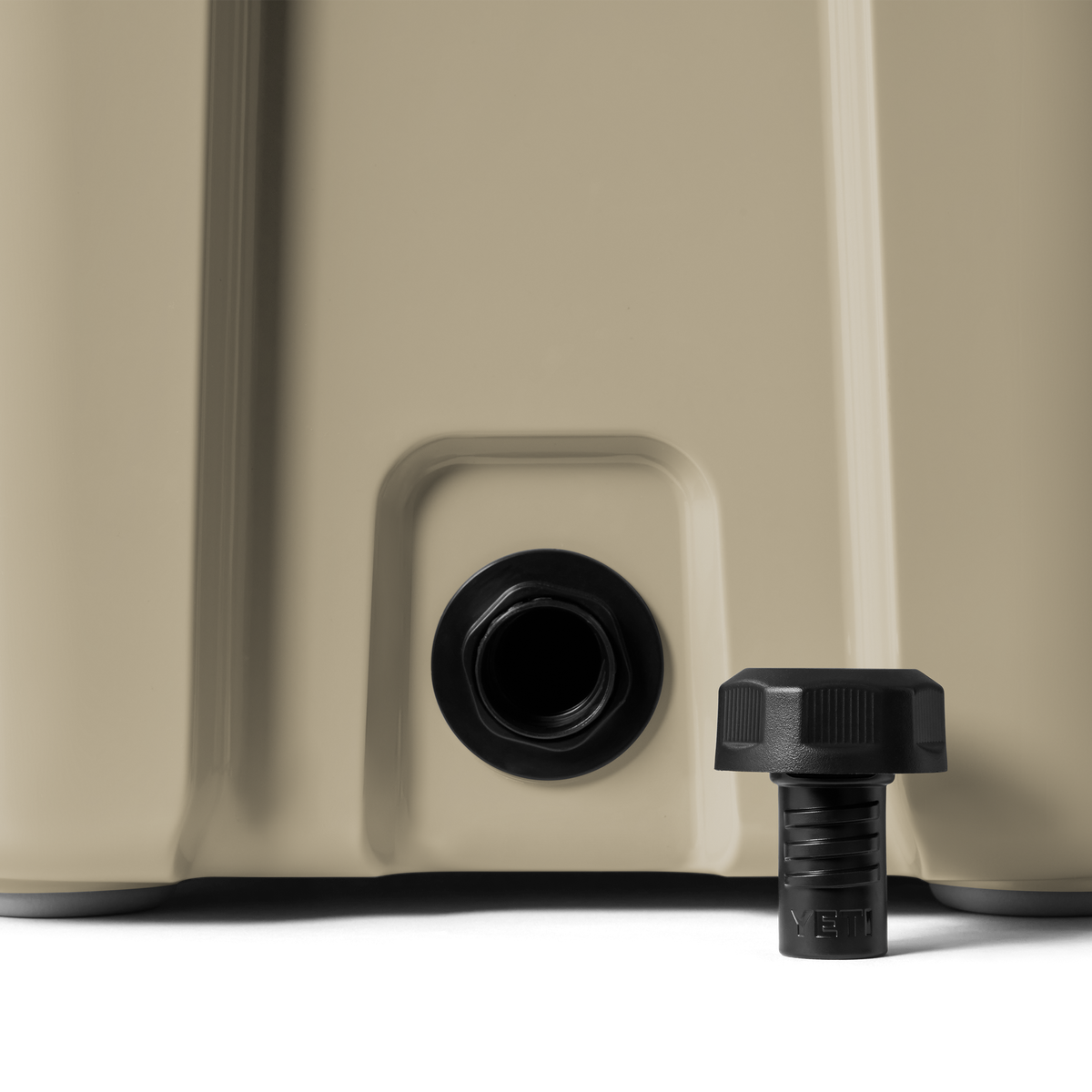 Yeti Roadie 24 Hard Cooler Tan