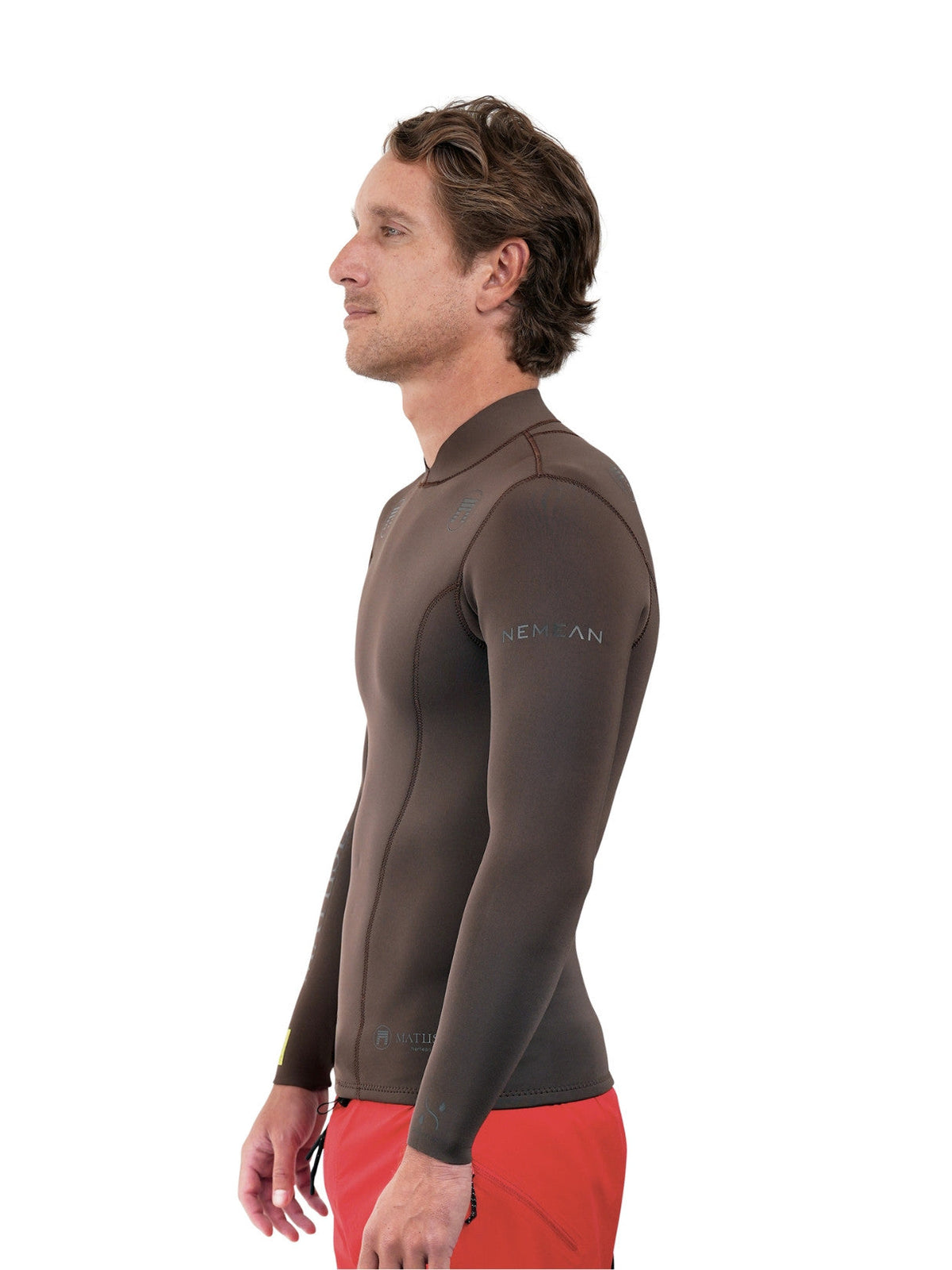 Matuse Nemean 2mm Jacket Deep Brown, model side view