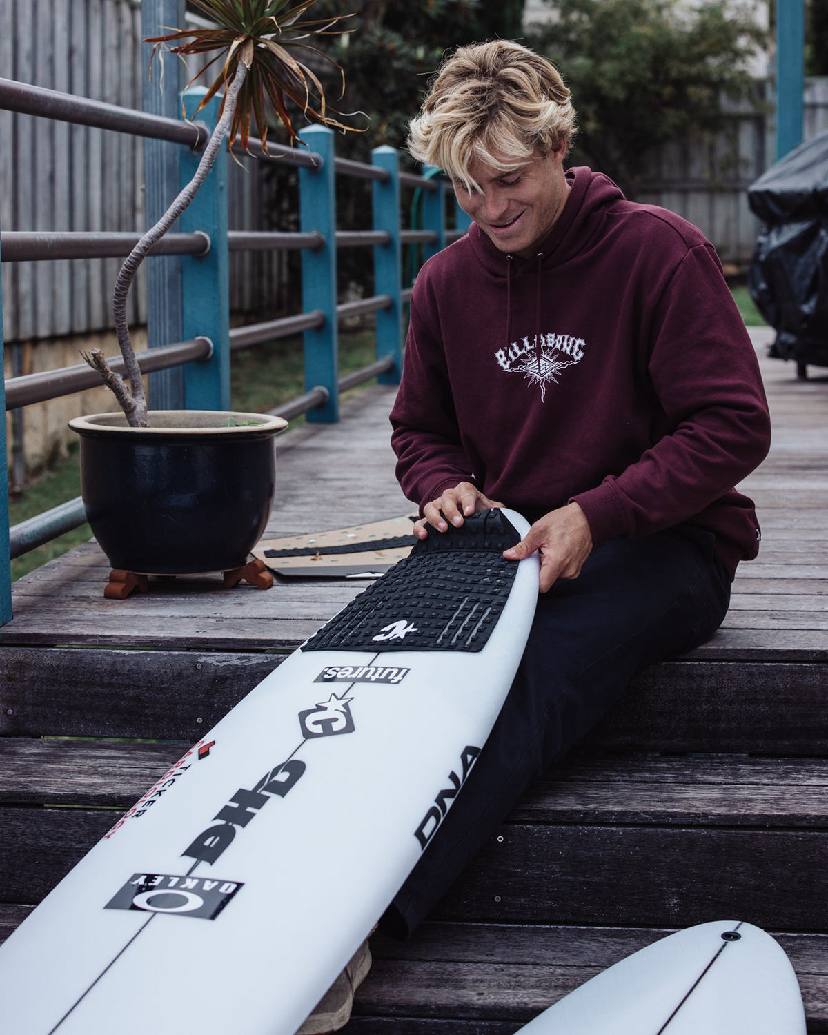 Creatures Ethan Ewing Lite Signature Traction Black Pin Tail