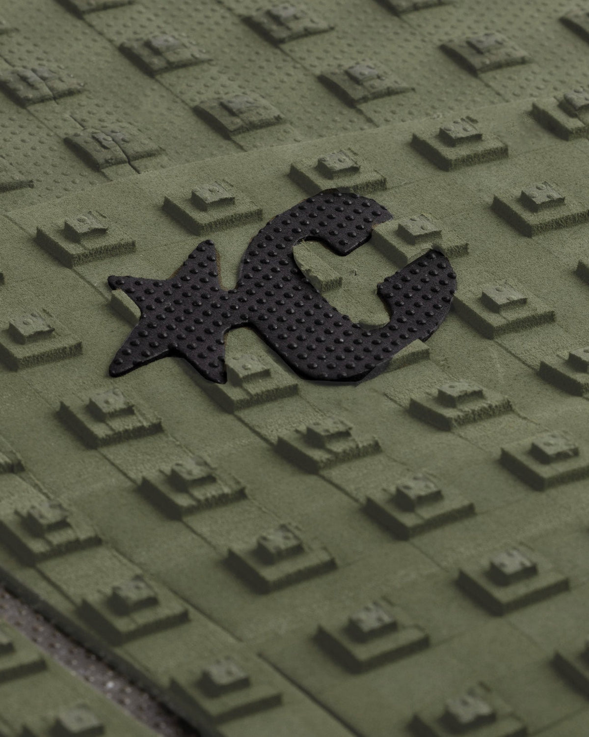 Creatures Ethan Ewing Lite Signature Traction Dark Army Black Pin Tail